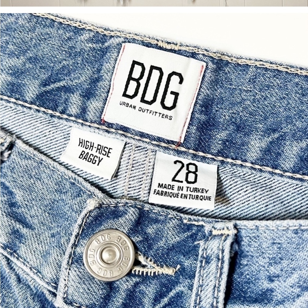 BDG Women’s High Rise Baggy Jeans Size 28 - Picture 2 of 12